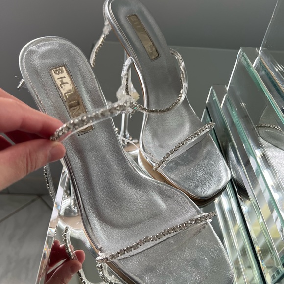 Sliver heels - Picture 3 of 4